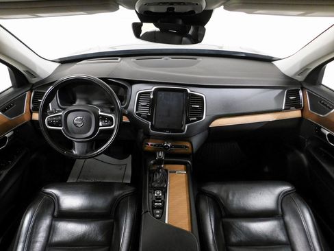 Used 2019 Volvo XC90 T6 Inscription image 43