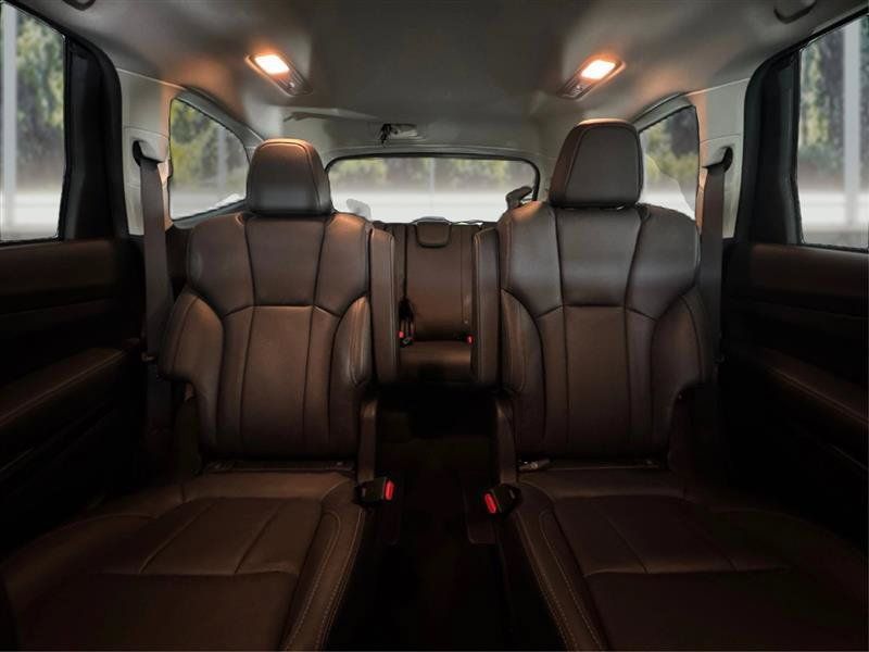 Used 2024 Subaru Ascent Limited AWD/4WD image 14