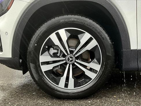 New 2026 Mercedes-Benz GLB 250 4MATIC image 12