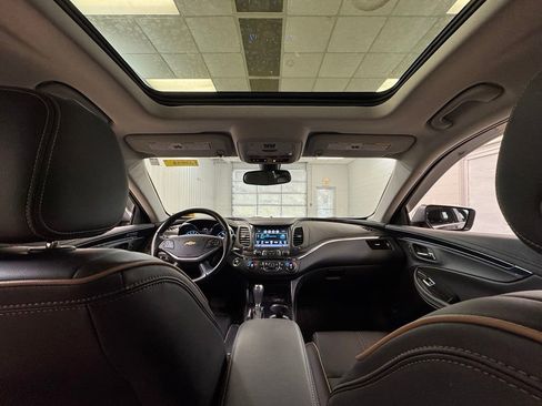 Used 2019 Chevrolet Impala Premier w/ Premier Convenience Package FWD image 21