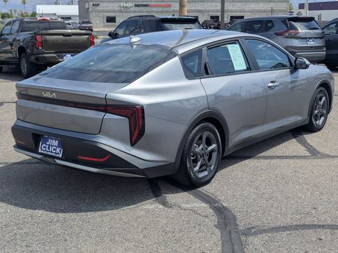 Used 2025 Kia K4 FWD image 2