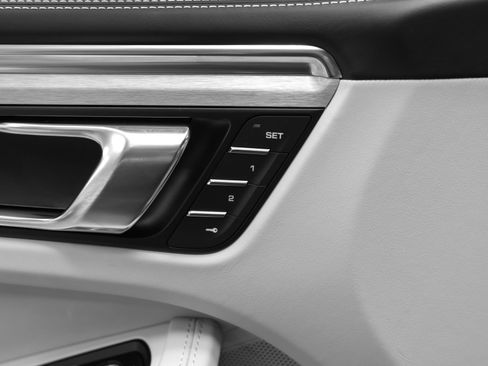 New 2026 Porsche Macan AWD/4WD image 31