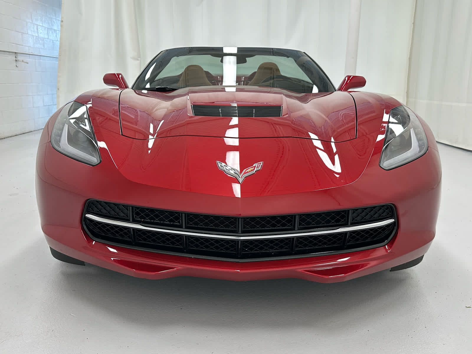Used 2015 Chevrolet Corvette Stingray Convertible w/ 3LT Preferred Equipment Group RWD image 5