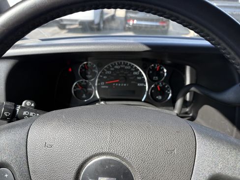 Used 2021 Chevrolet Express 3500 w/ Power Convenience Package image 24