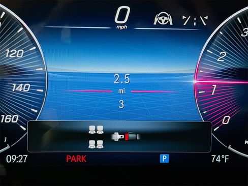 New 2026 Mercedes-Benz GLS 580 4MATIC image 13