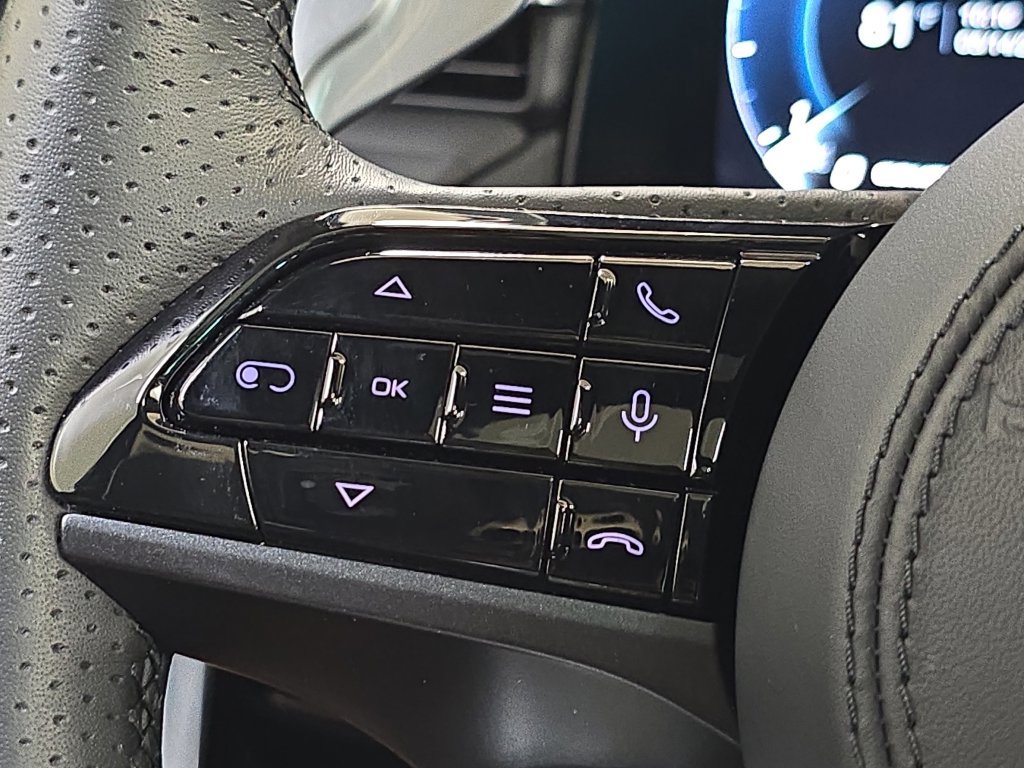 Used 2025 Maserati Grecale Modena AWD/4WD image 20