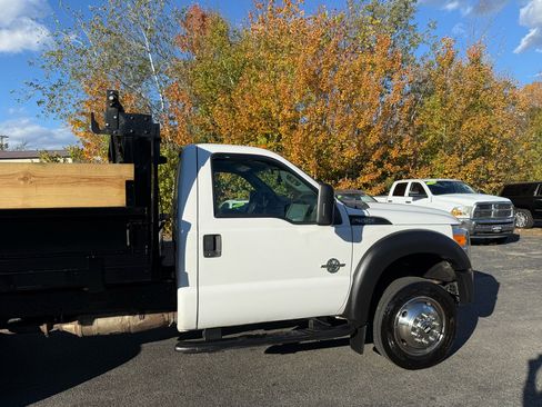 Used 2015 Ford F550 4x4 Regular Cab Super Duty image 12