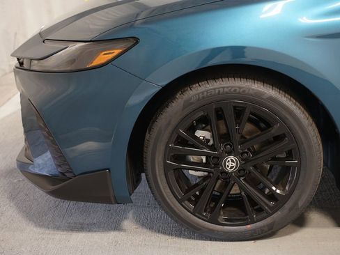 New 2026 Toyota Camry SE image 5