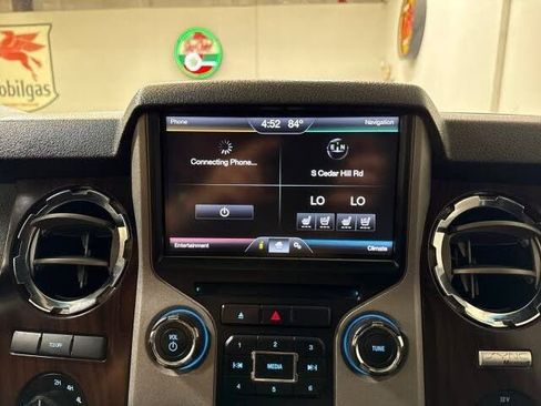 Used 2014 Ford F450 Lariat w/ Lariat Ultimate Package AWD/4WD image 28