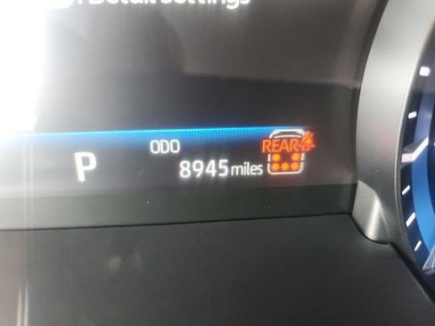 Certified 2025 Toyota Highlander XLE AWD/4WD image 13
