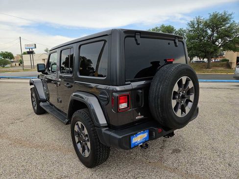 Used 2020 Jeep Wrangler Unlimited Sahara AWD/4WD image 6