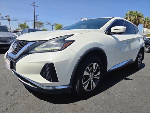 Used 2019 Nissan Murano S FWD image 3