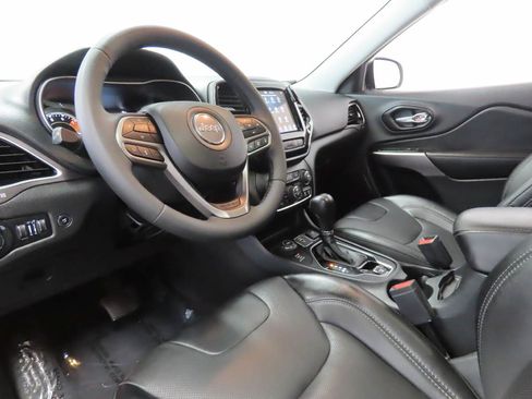 Used 2022 Jeep Cherokee Limited AWD/4WD image 13