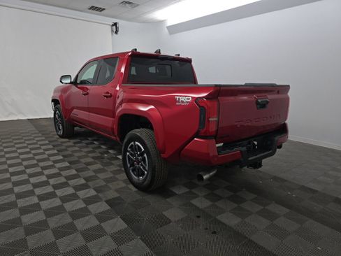 Used 2025 Toyota Tacoma TRD Sport image 6