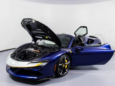 Certified 2022 Ferrari SF90 Spider image 34