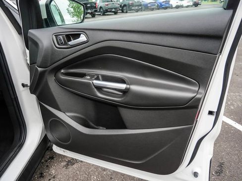 Used 2017 Ford Escape Titanium FWD image 35