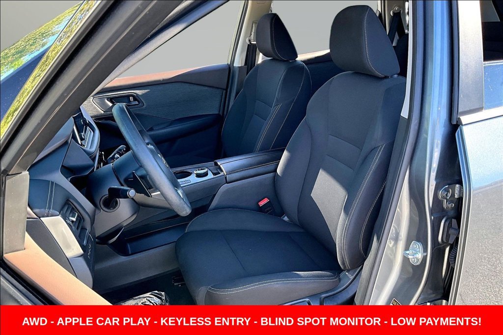 Used 2023 Nissan Rogue S AWD/4WD image 19