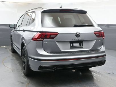 Used 2024 Volkswagen Tiguan SE R-Line