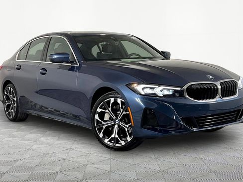 Certified 2025 BMW 330i xDrive Sedan w/ Premium Package image 4