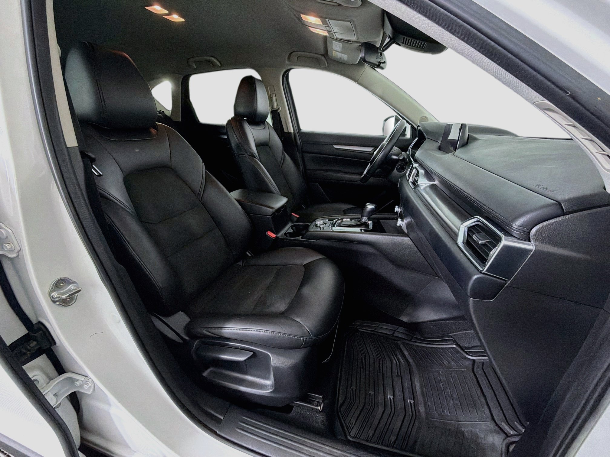 Used 2020 MAZDA CX-5 Touring FWD image 31