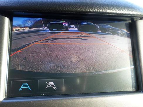 Used 2017 Chevrolet Cruze LT w/ Convenience Package image 11