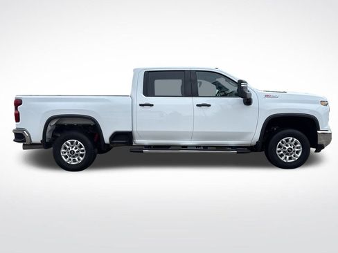 Used 2024 Chevrolet Silverado 2500 W/T w/ WT Convenience Package image 8