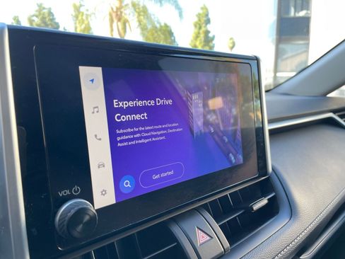 Used 2025 Toyota RAV4 LE image 21