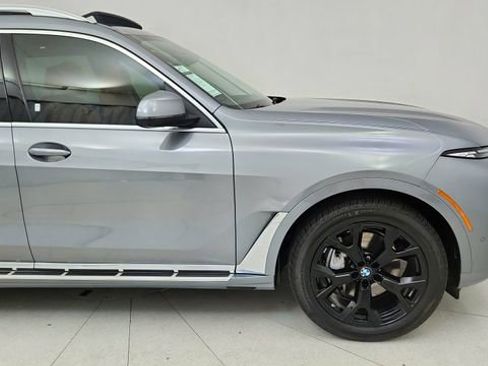 Used 2026 BMW X7 xDrive40i image 8