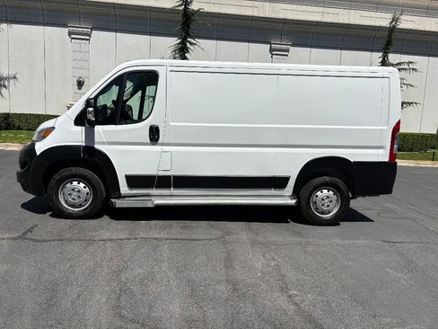 Used 2023 RAM ProMaster 2500 image 9