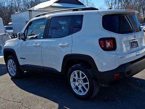 Used 2020 Jeep Renegade Latitude image 2