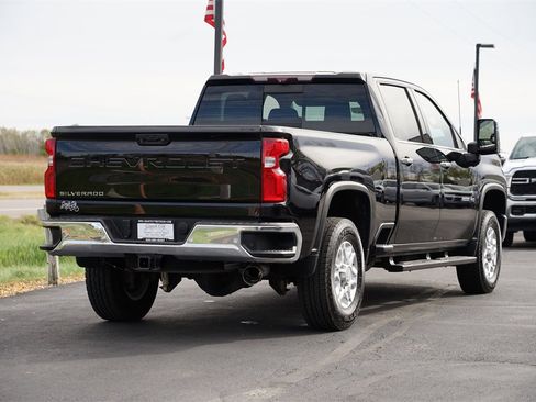Used 2020 Chevrolet Silverado 2500 LTZ w/ LTZ Plus Package image 3