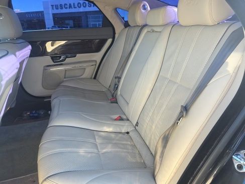 Used 2012 Jaguar XJ L image 10