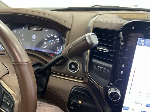 Used 2024 RAM 3500 Limited image 11