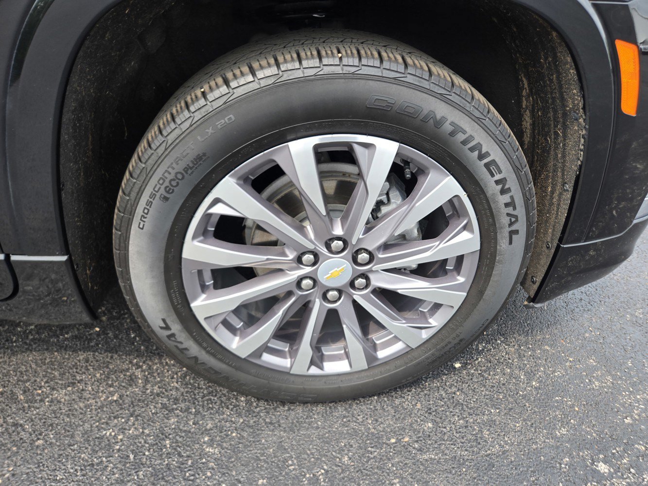 Used 2023 Chevrolet Traverse Premier AWD/4WD image 44