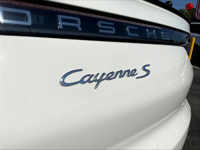 Used 2023 Porsche Cayenne S w/ Premium Package Plus AWD/4WD image 25