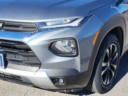 Used 2022 Chevrolet TrailBlazer LT image 11