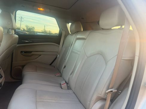 Used 2016 Cadillac SRX Luxury w/ Driver Awareness Package FWD image 12