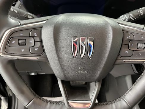 Used 2025 Buick Encore GX Sport Touring w/ Comfort Package AWD/4WD image 19