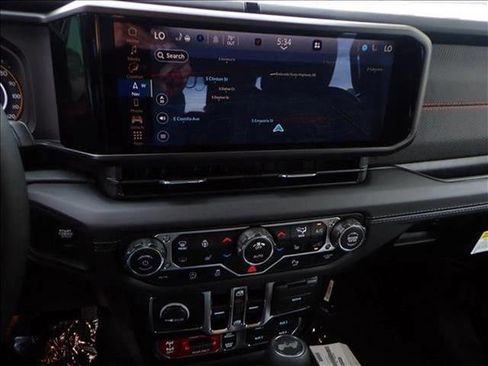 New 2025 Jeep Wrangler Unlimited Rubicon image 15