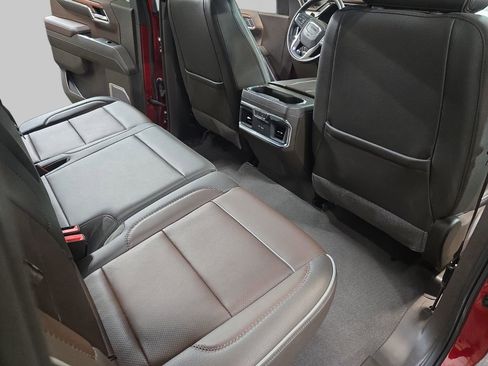 Used 2023 GMC Sierra 1500 Denali w/ Technology Package AWD/4WD image 12