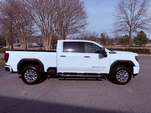 Used 2022 GMC Sierra 2500 Denali image 16