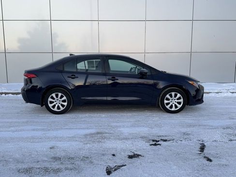 Certified 2021 Toyota Corolla LE w/ Carpet Mat Package (TMS) image 33