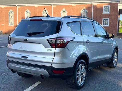 Used 2018 Ford Escape SEL AWD/4WD image 6
