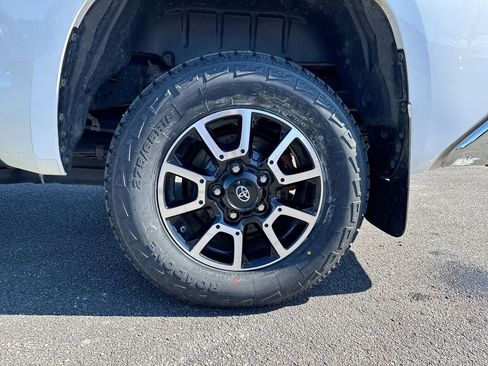 Used 2016 Toyota Tundra SR5 w/ TRD Off Road Package AWD/4WD image 27