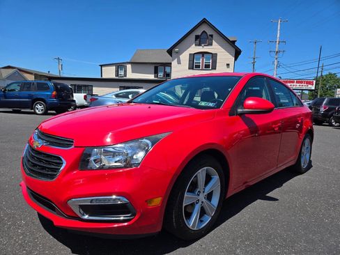 Used 2015 Chevrolet Cruze LT image 3