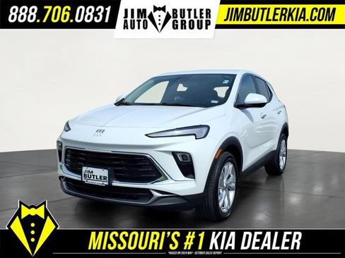 Used 2025 Buick Encore GX Preferred FWD image 1