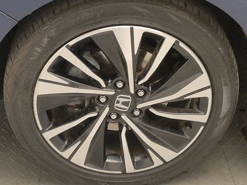 Used 2016 Honda Accord EX image 31