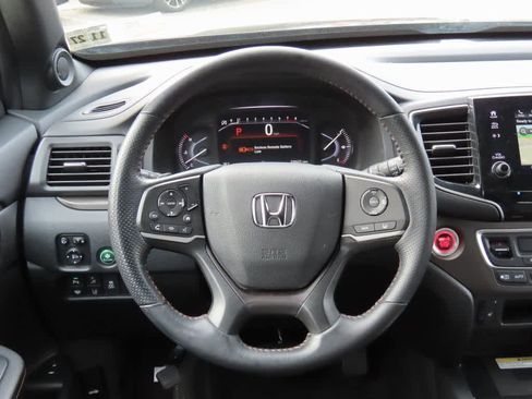 Certified 2022 Honda Passport TrailSport image 18