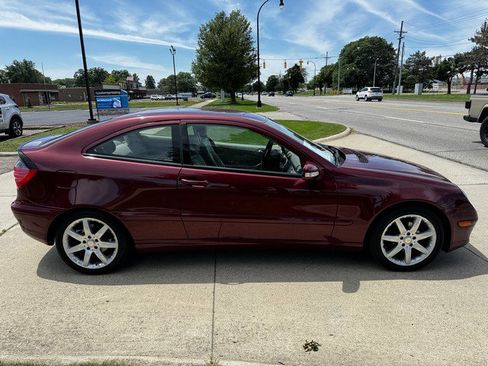 Used 2004 Mercedes-Benz C 230 Coupe image 4