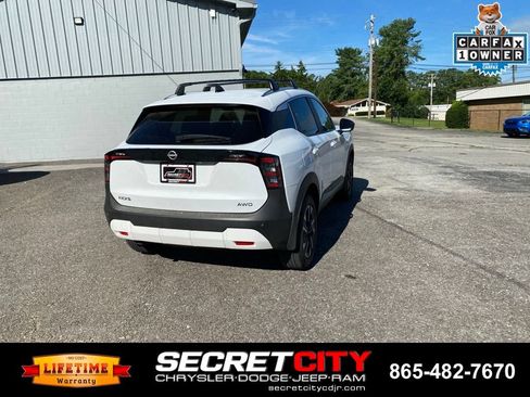 Used 2026 Nissan Kicks SV w/ Charging Package AWD/4WD image 5